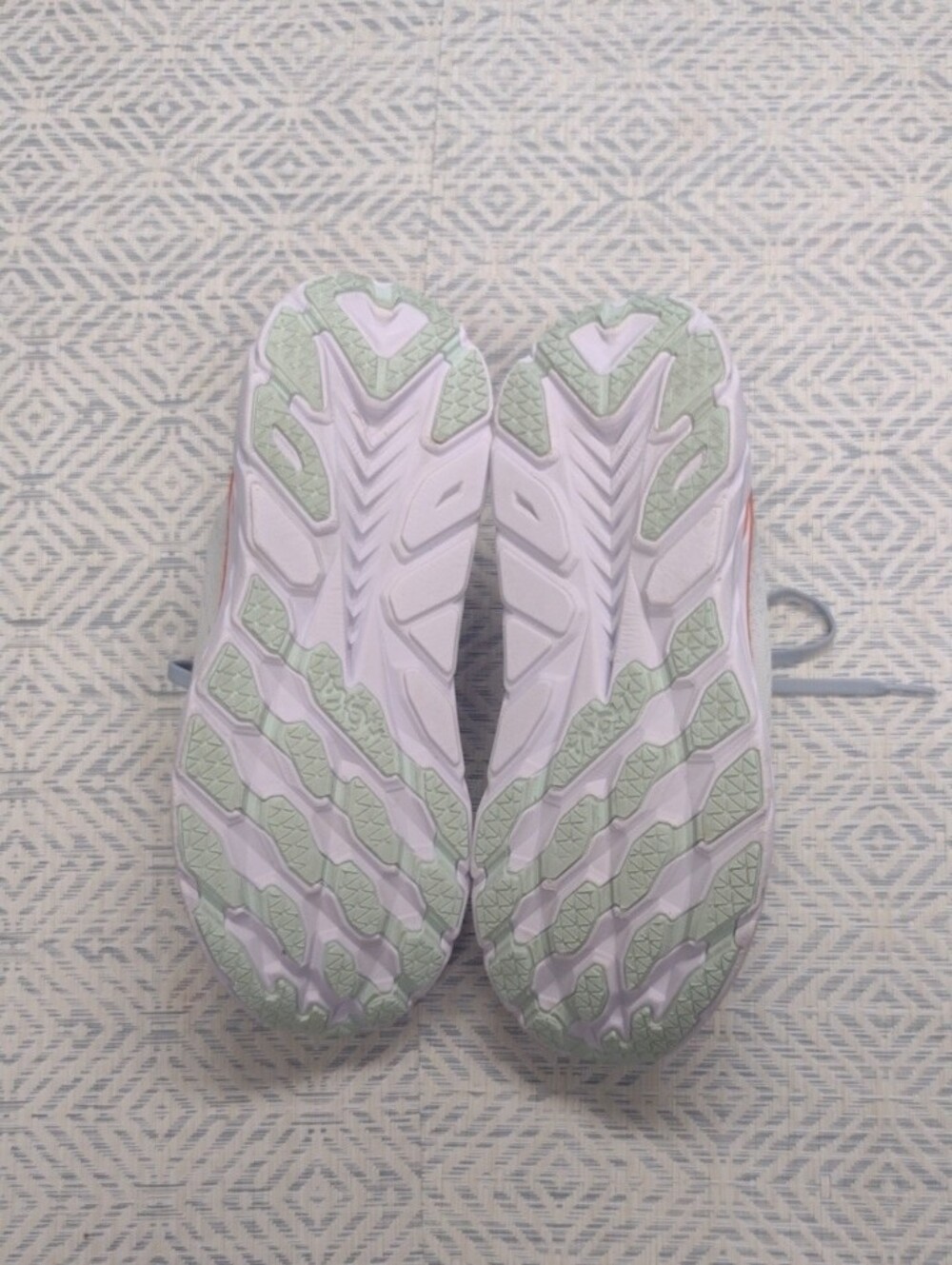 Hoka One One Clifton 8 Light Gray and Coral Athletic Shoe . - Picture 12 of 16